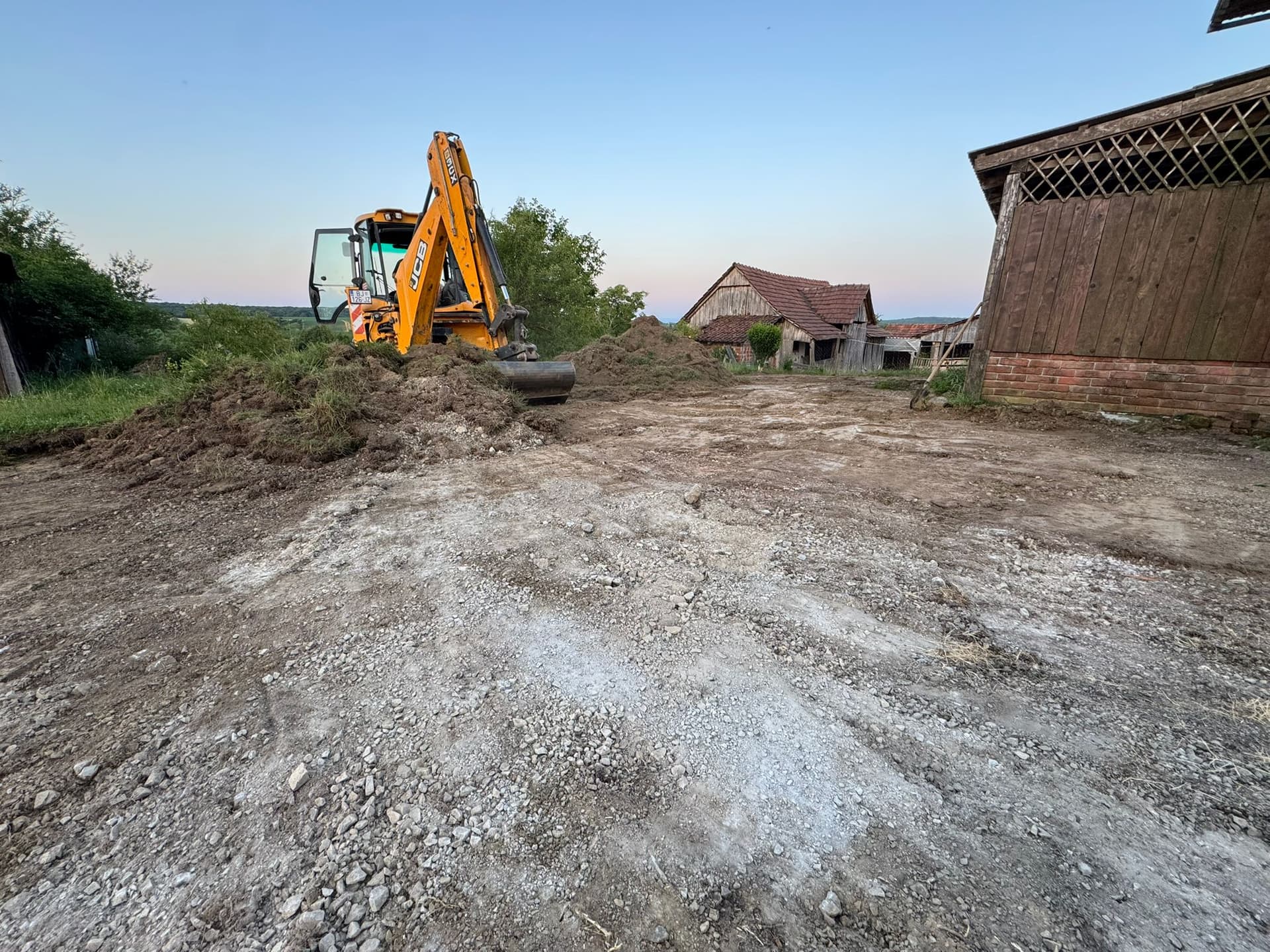 Pripremljeni teren za nasipavanje