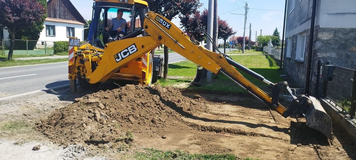 Početno stanje okućnice prije nasipavanja